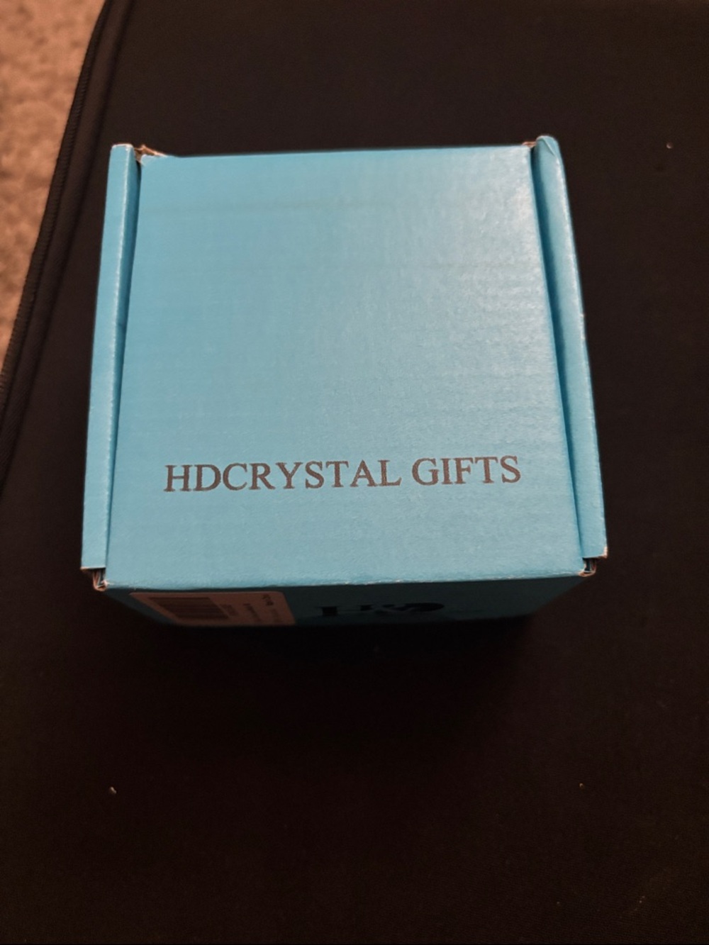 Faceted Crystal Heart Shaped Fountain Pen Holder - Picture 5 of 5